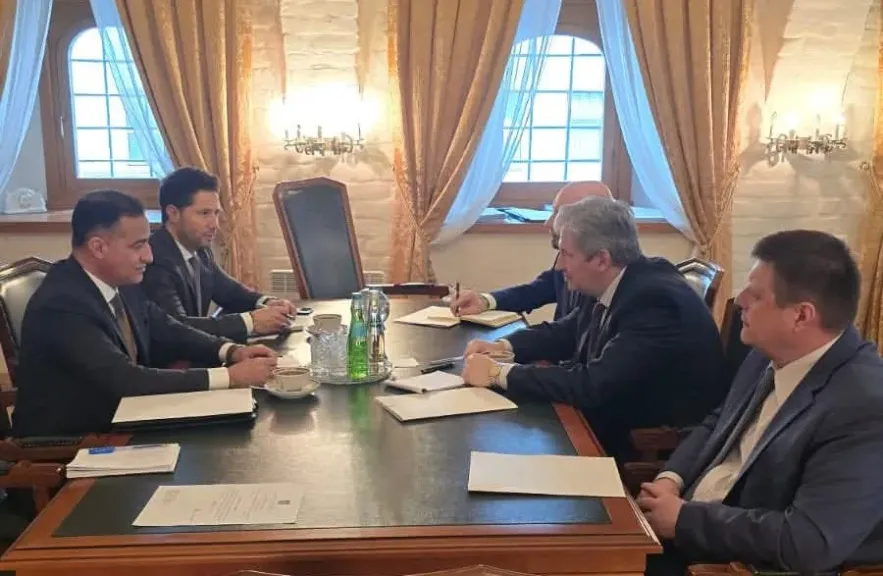 سفير مصر في موسكو يبحث تعزيز التعاون البرلماني مع مجلس الدوما الروسي