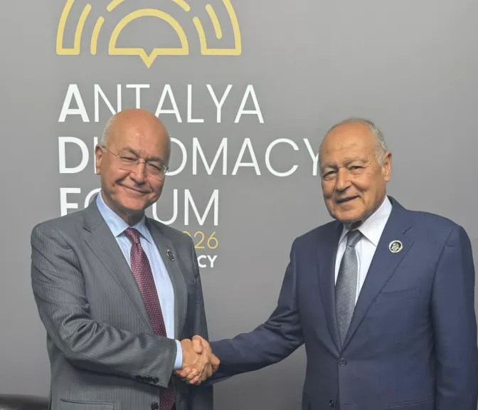 أبو الغيط : الجامعة العربية تولي ملف اللجوء أهمية كبيرة، وتعمل بالتنسيق مع الشركاء الدوليين من أجل تخفيف معاناة المتضررين