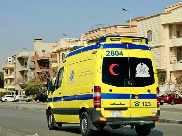 مصرع 3 أشخاص وإصابة 3 آخرين إثر انهيار سقف حجرة وسط الإسكندرية