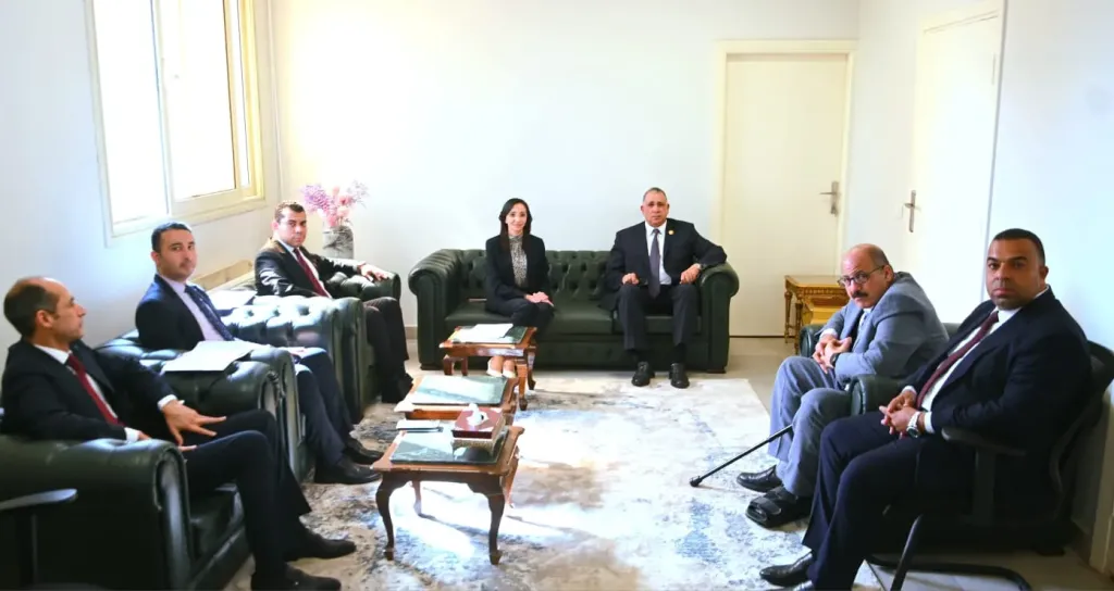 محافظ البحيرة تستقبل نقيب المحامين لبحث سبل دعم منظومة العمل القانوني وتعزيز التعاون