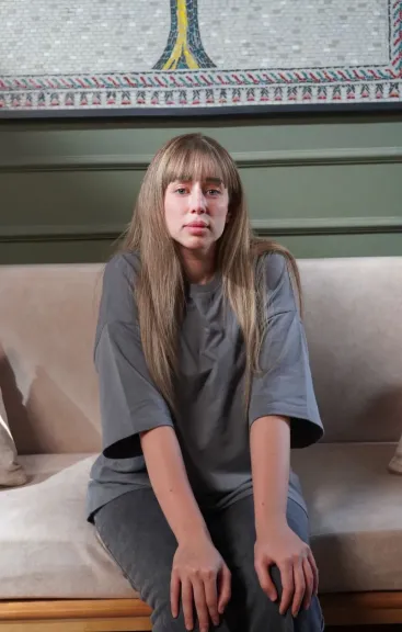 من المعاناة الحقيقية إلى المعاناة الشخصية.. فرح الزاهد تفتح ملف الوسواس القهري في فيلم من أعلى الأصوات