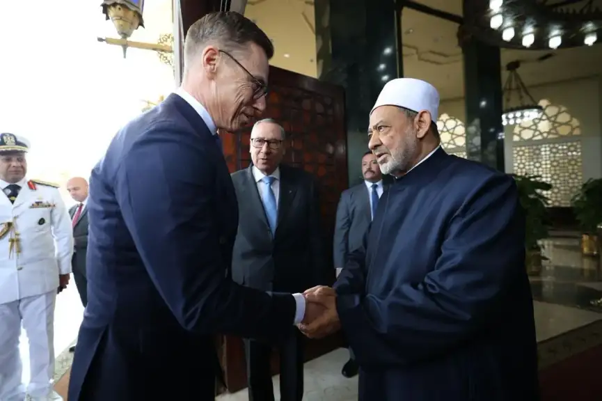 كيف يغير فهم اسم الله “الملك القدوس” حياتك اليومية؟.. أسامة قابيل يجيب