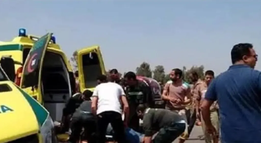 الشال مسك بالجنزير خنقه.. مصرع عامل إثر حادث خلال قيادة التروسيكل في قنا