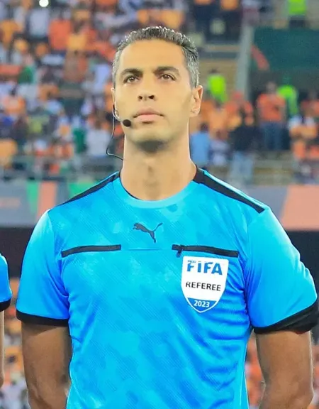 استبعاد أمين عمر.. اتحاد الكرة يعلن طاقم تحكيم مباراة الزمالك وبيراميدز