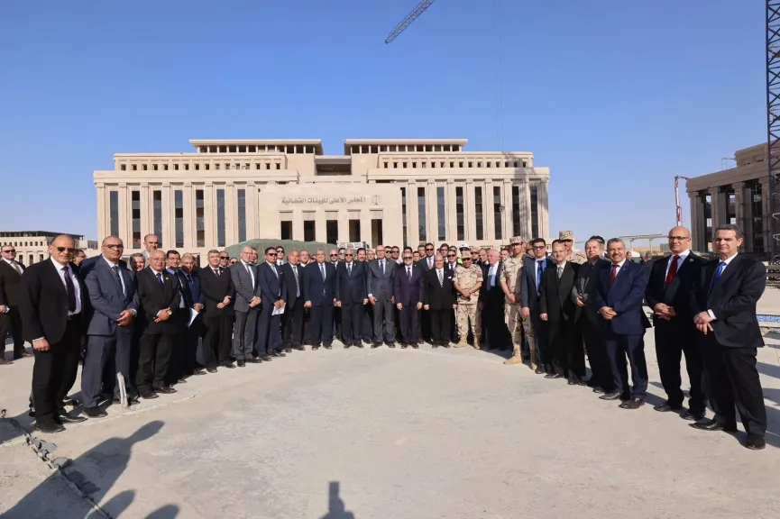 وزير العدل يتفقد ”مدينة العدالة” بالعاصمة الإدارية برفقة مجلس القضاء الأعلى، ويؤكد: صرح قضائي عملاق يعكس رؤية الدولة لمستقبل العدالة الناجزة