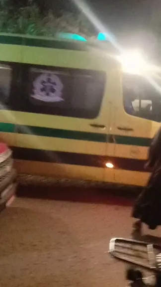 حالتهما خطرة.. إصابة شخصان إثر حادث تصادم سيارة مع موتوسيكل على صحراوي قنا