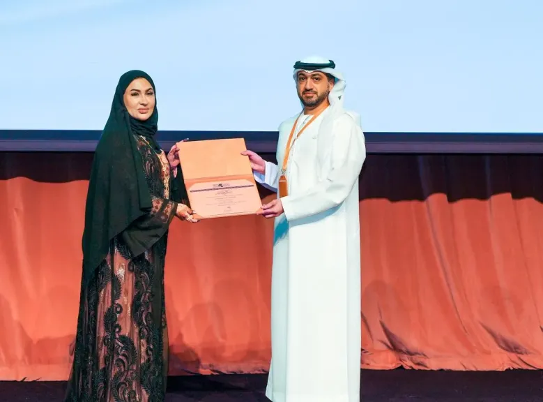 ”الأرشيف والمكتبة الوطنية” ينظم احتفالية بمبادرة «فخورين بالإمارات» ويؤكد ترسيخ قيم الانتماء والولاء