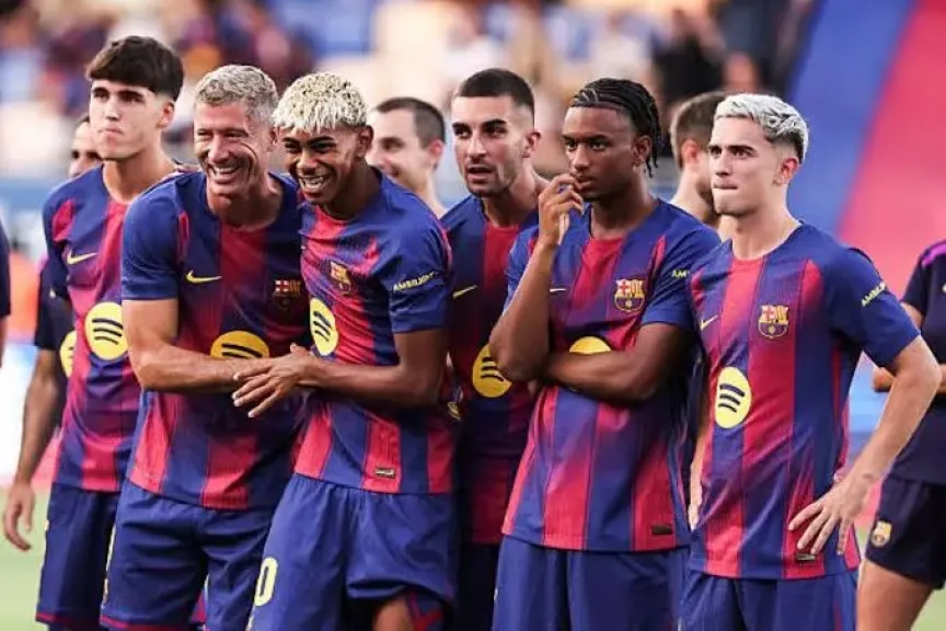 فليك يطيح بنجم برشلونة من حسابات الموسم المقبل