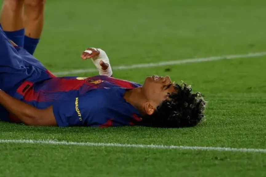 برشلونة يعلن غياب لامين يامال حتى نهاية الموسم ويكشف موقفه من كأس العالم