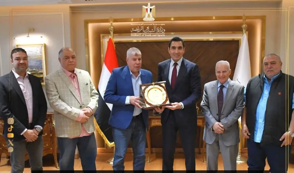 جوهر نبيل يؤكد دعم وزارة الرياضة لقدامى اللاعبين