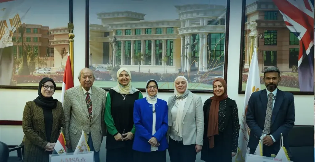 بروتوكول تعاون بين «المكتب العربي للشباب والبيئة وكلية الإعلام بجامعة أكتوبر للعلوم الحديثة والآداب