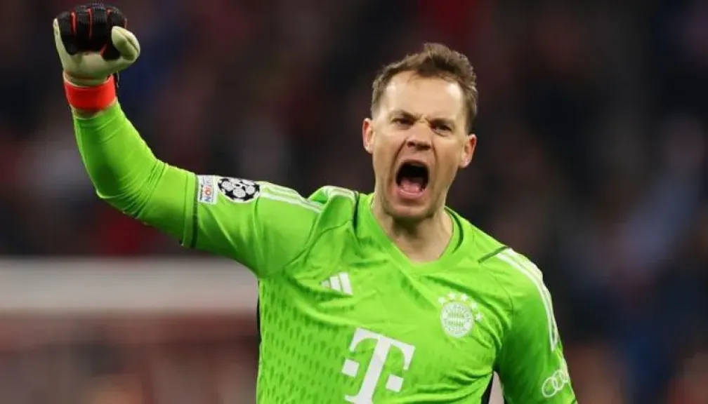 مانويل نوير حارس المرمى الأمين الذى كتب التاريخ وكسر هيمنة ميسى التاريخية