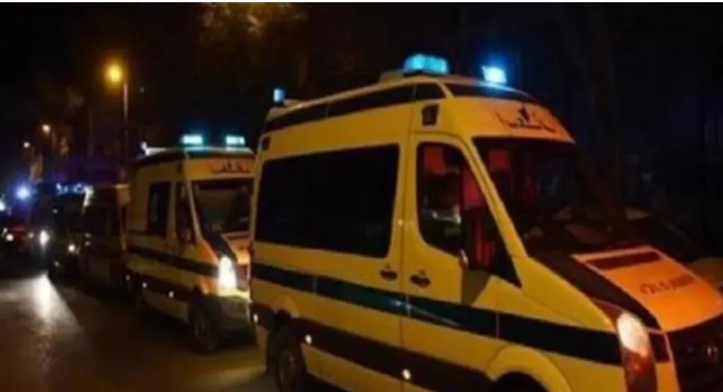 بينهم حالات خطيرة.. إصابة 8 أشخاص إثر حادث تصادم سيارة كبوت مع تروسيكل في قنا