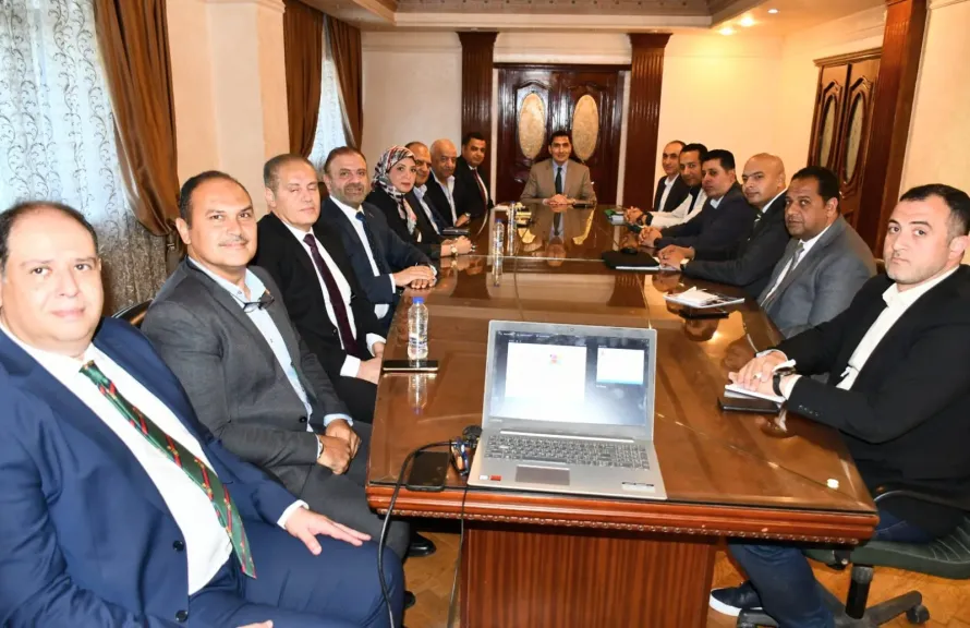 للقوس والسهم.. وزير الشباب والرياضة يعقد اجتماعًا مع مجلس إدارة الاتحاد المصري