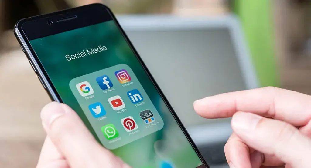 تقرير:25.2 مليار زيارة يومياً لمواقع التواصل الاجتماعي في مصر خلال 2026