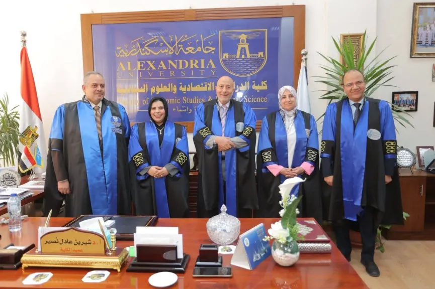 العلاقة بين حجم القطاع غير الرسمي ومعدل الفقر في الدول النامية..أحدث الرسائل العلمية