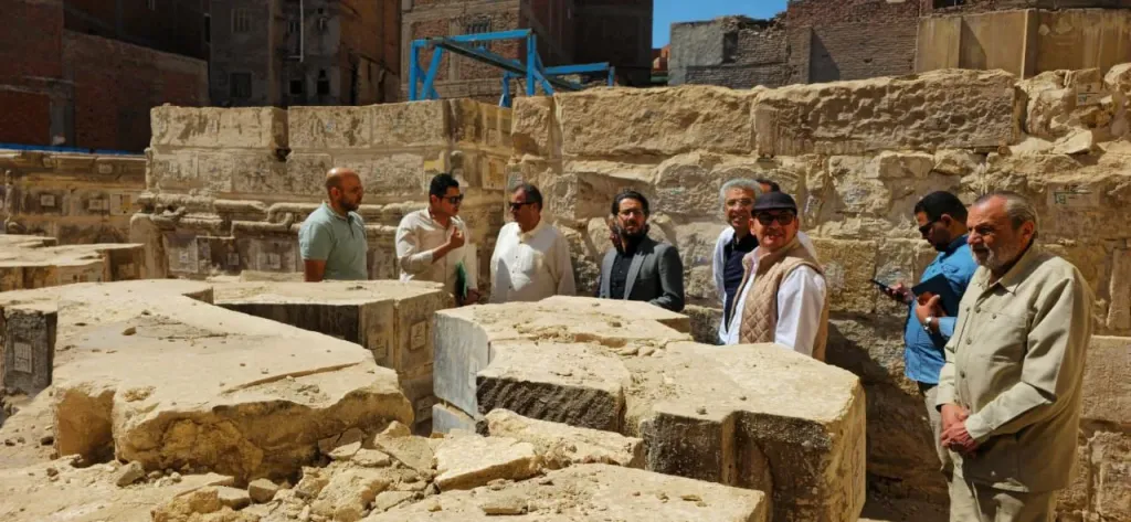 النائب أحمد بلال يلتقي أمين عام «الأعلى للآثار» في المحلة لبحث موقف «المتولي» و«التوبة»