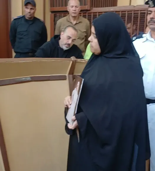 والدة عروس بورسعيد تكشف أمام المحكمة الساعات الأخيرة في حياة ابنتها: صحّيتها من النوم.. وبعد دقائق صرخوا بطة ماتت