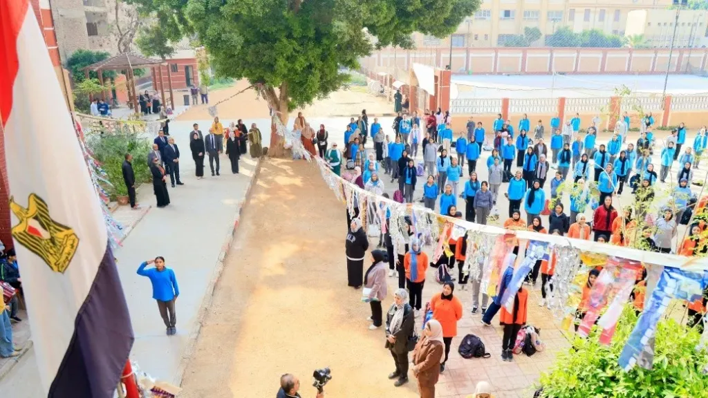 انتشاء وباء داخل مدرسة بالتجمع ووفاة طالب.. أعرف الحقيقة