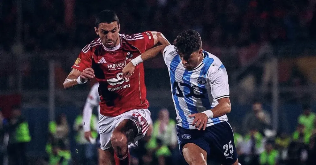 بداية الشوط الثاني من قمة الأهلي وبيراميدز.. تعادل سلبي وإثارة متواصلة في الدوري