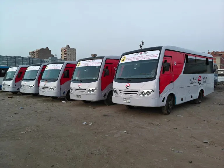 بدء منظومة النقل الجديدة بمدينة الشروق.. وتنفيذ خطة شاملة لتطوير الطرق