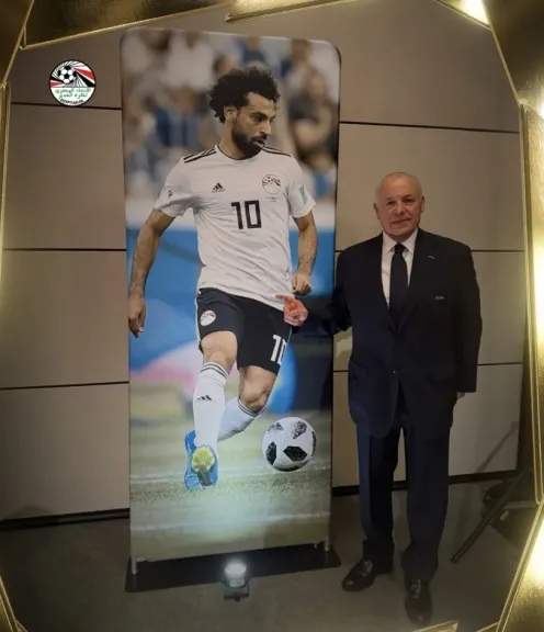 هاني أبو ريدة يطمئن على جاهزية محمد صلاح للمونديال