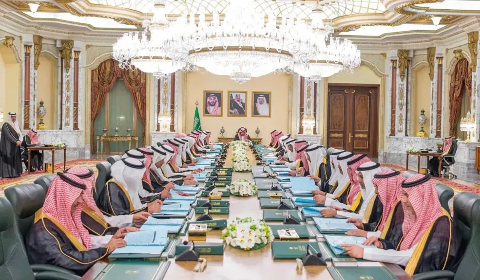 مجلس الوزراء السعودي برئاسة ولي العهد يؤكد دعم المملكة لجميع الجهود والمساعي الدبلوماسية الهادفة إلى إرساء دعائم السلم والاستقرار العالميين