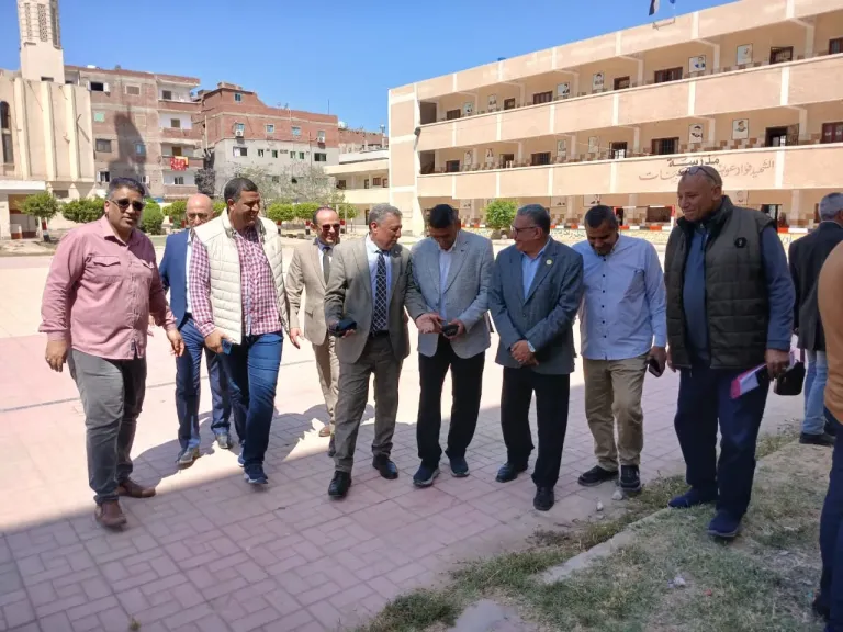 وكيل ”تعليم البحيرة”: القضاء على الفترتين بالمدارس أولوية قصوى وتسريع الإنجاز بالحلول الإنشائية