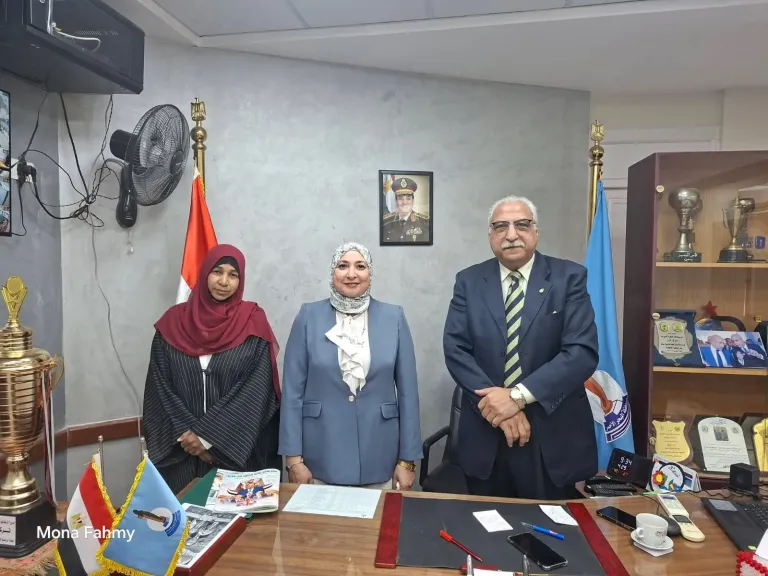 مدير تعليم البحر الأحمر يستقبل استشاري الوزارة لبحث تطوير منظومة التعليم العام