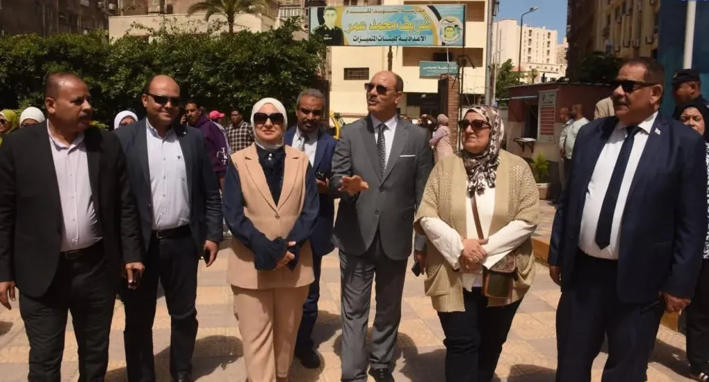 نائب محافظ الإسكندرية تشهد نموذج محاكاة لإخلاء مدرسة اعدادية للبنات