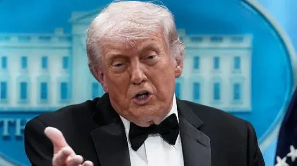 رسائل نارية من الرئيس الأمريكي ترامب للإيرانيين.. ماذا جاء بها؟