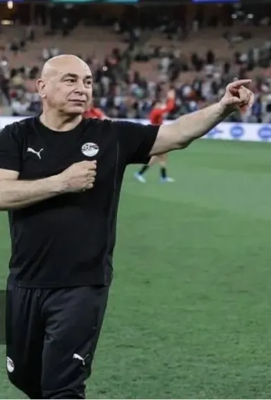 قبل المونديال.. ”فرمة” لاعبي الأهلي تُحير حسام حسن:-