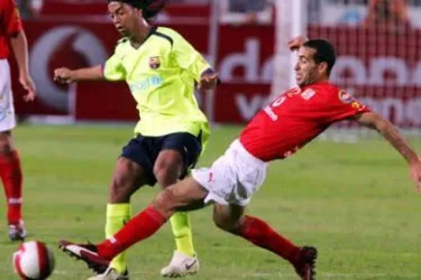 سبورت: الأهلي مرشح لمواجهة برشلونة في كأس خوان جامبر