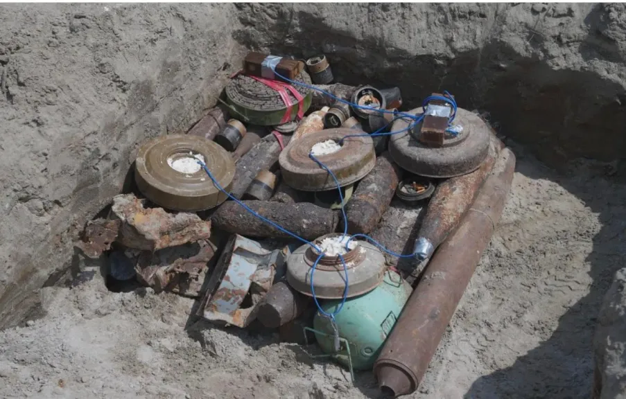 مشروع «مسام» يتلف 4076 قطعة من المخلفات الحربية في أبين