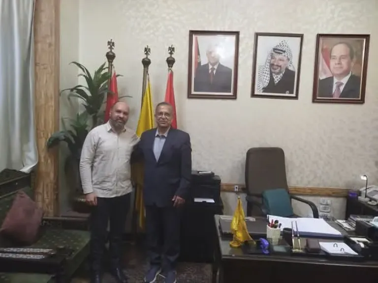 سفير كوبا في مصر يؤكد لممثل حركة فتح دعم بلاده لإقامة دولة فلسطينية