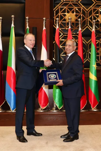 الأكاديمية العربية للعلوم والتكنولوجيا والنقل البحري تستقبل مساعد الرئيس الروسي