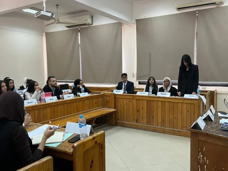بعد 10 سنوات من التوقف..انطلاقة قوية لنموذج «ASMUN 2026» بحقوق عين شمس