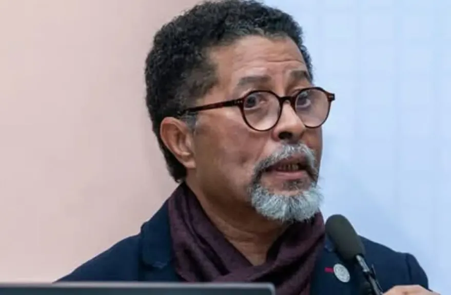 د. محمد عرابي : تخريج اول دفعة تضم 80 طالبا من كلية الفنون الجميلة بالجامعة المصرية الروسية ..العام المقبل