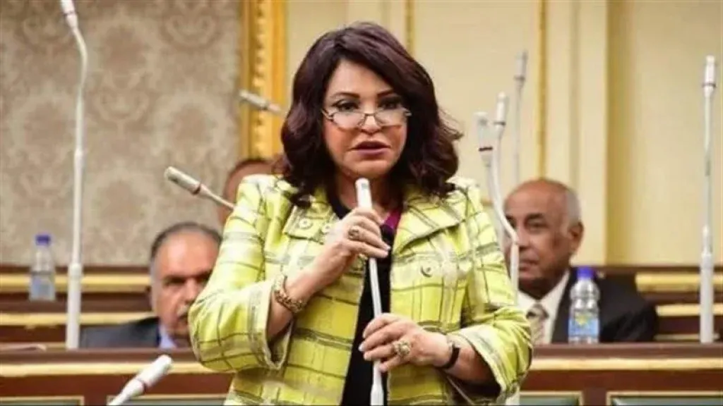 نائبة: عمال مصر ركيزة أساسية في مسيرة البناء والتنمية