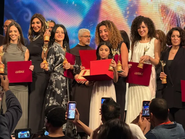 فيلم «دخل الربيع يضحك» يحصد جائزة أفضل فيلم في ختام المهرجان الكاثوليكي
