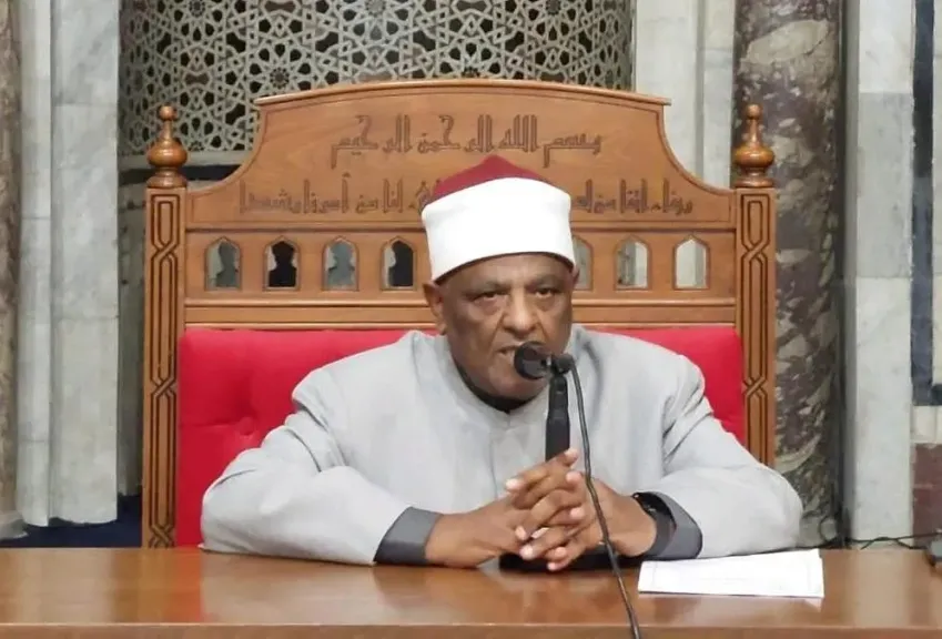 عباس شومان: الفقه صناعة ثقيلة لا يقدر عليها إلا من امتلك أدوات النظر في الأدلة واستنباط الأحكام