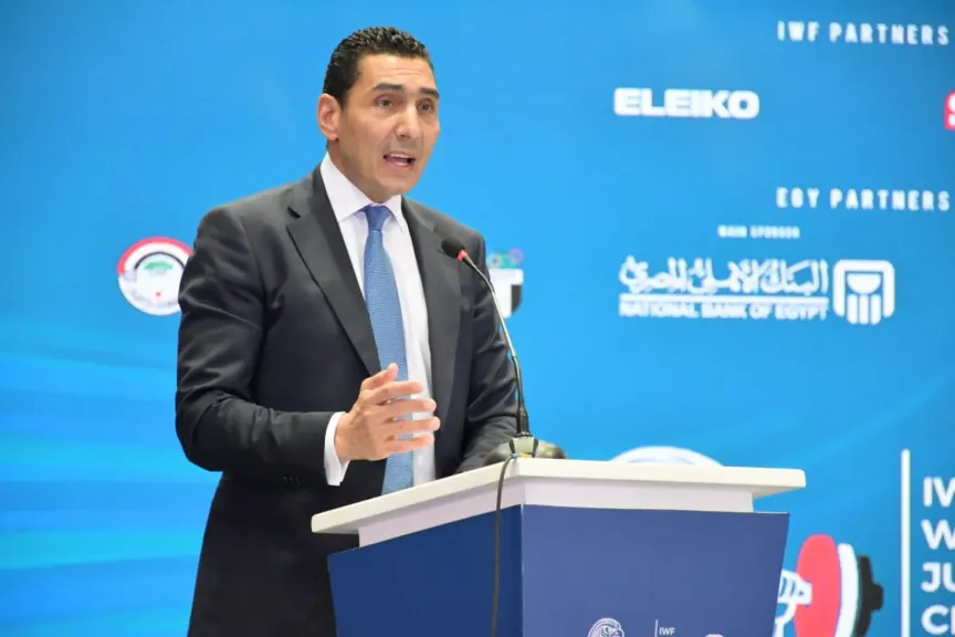 وزير الشباب والرياضة يفتتح بطولة العالم لرفع الأثقال للناشئين والناشئات بالإسماعيلية بمشاركة 54 دولة