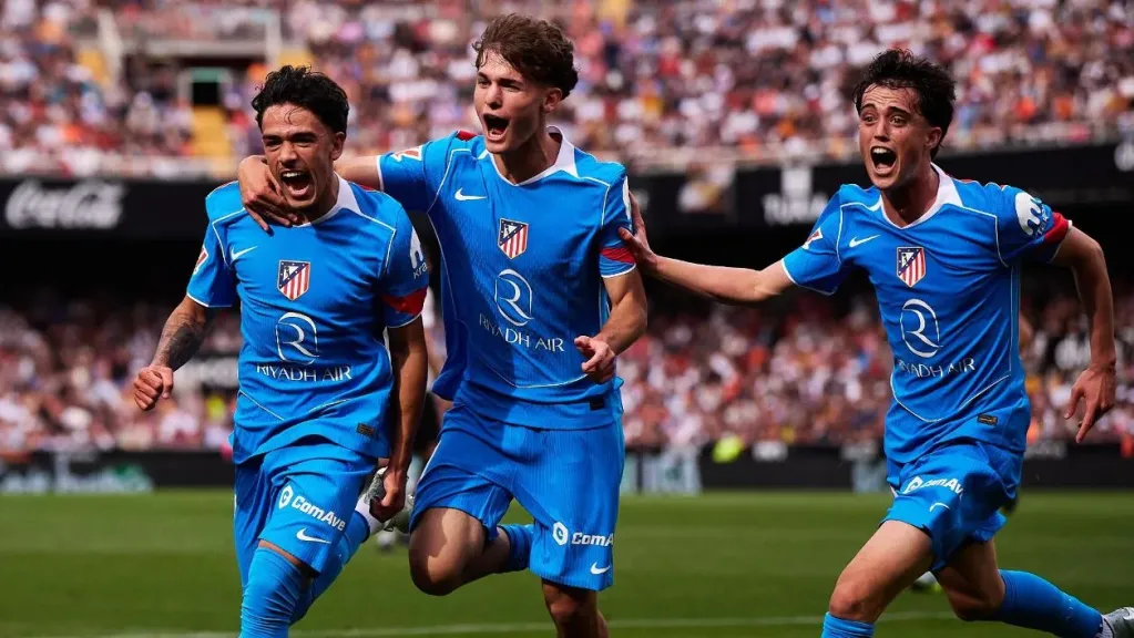 أتلتيكو مدريد يحسم موقعة فالنسيا ويقترب من دوري الأبطال