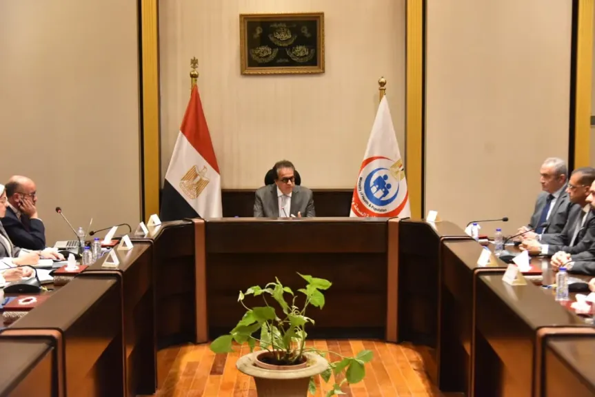 الصحة: خطة تدريبية عاجلة للكوادر الطبية للتحول الكامل إلى تقنية استئصال الكلى بالمنظار
