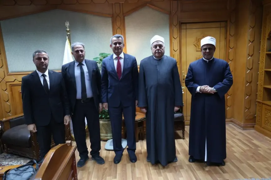 الشيخ أيمن عبدالغني يستقبل وفد الأوقاف الدينية بأربيل