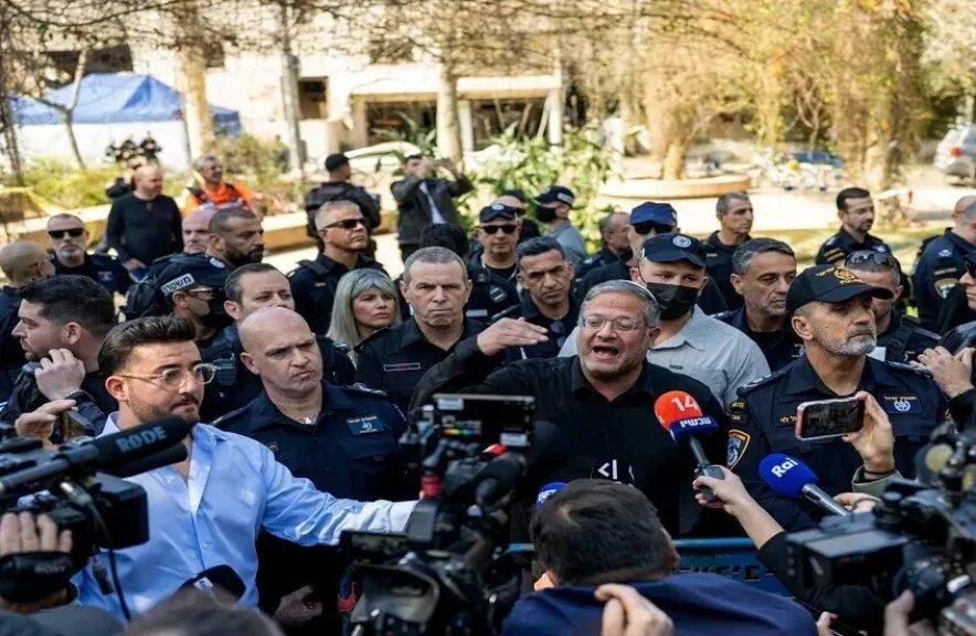 اعتقال مسن إسرائيلي هدد بن جفير بكعكة حبل المشنقة