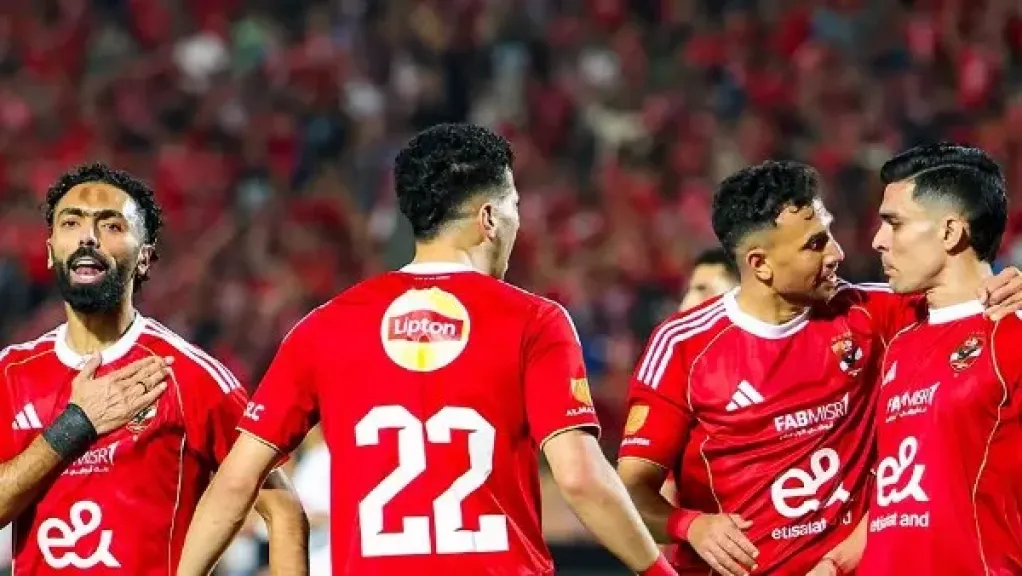 عمرو الحديدي: الأهلي كان قادرًا على حسم الدوري مبكرًا.. وشخصية الفريق ظهرت في القمة