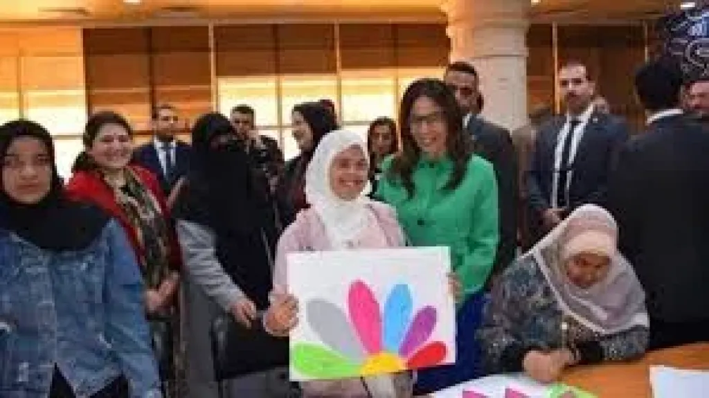 وزيرة الثقافة بجولة تفقديه لقصر ثقافة مطروح وعددا من الأنشطة الفرعية .. وتوصي بسرعة الإنتهاء من أعمال التطوير