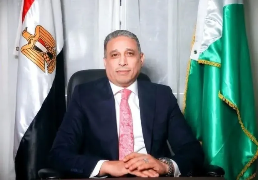 بعد إصابات بالاختناق..مدير تعليم الجيزة يتابع حالة الطالبات بمستشفى أم المصريين