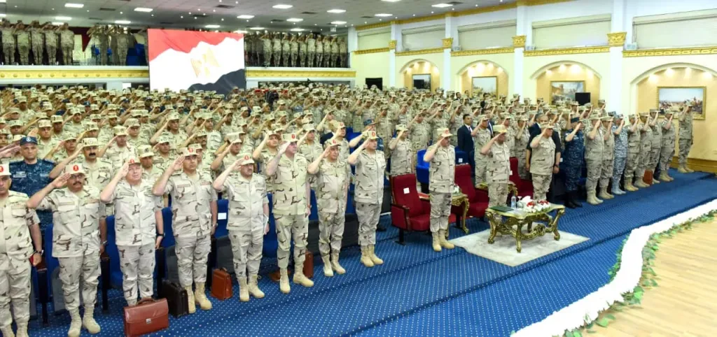 وزير الدفاع: تأمين حدود مصر مهمة لا تهاون فيها